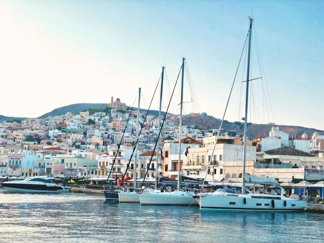 Cyclades Sailing Itinerary: 7–14 Day Route Guide
