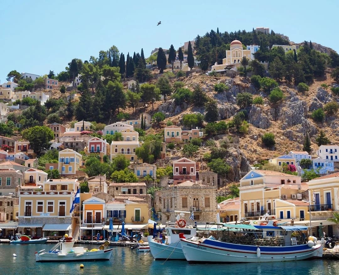 Greece Sailing Itinerary: 7 & 14 Days by Region