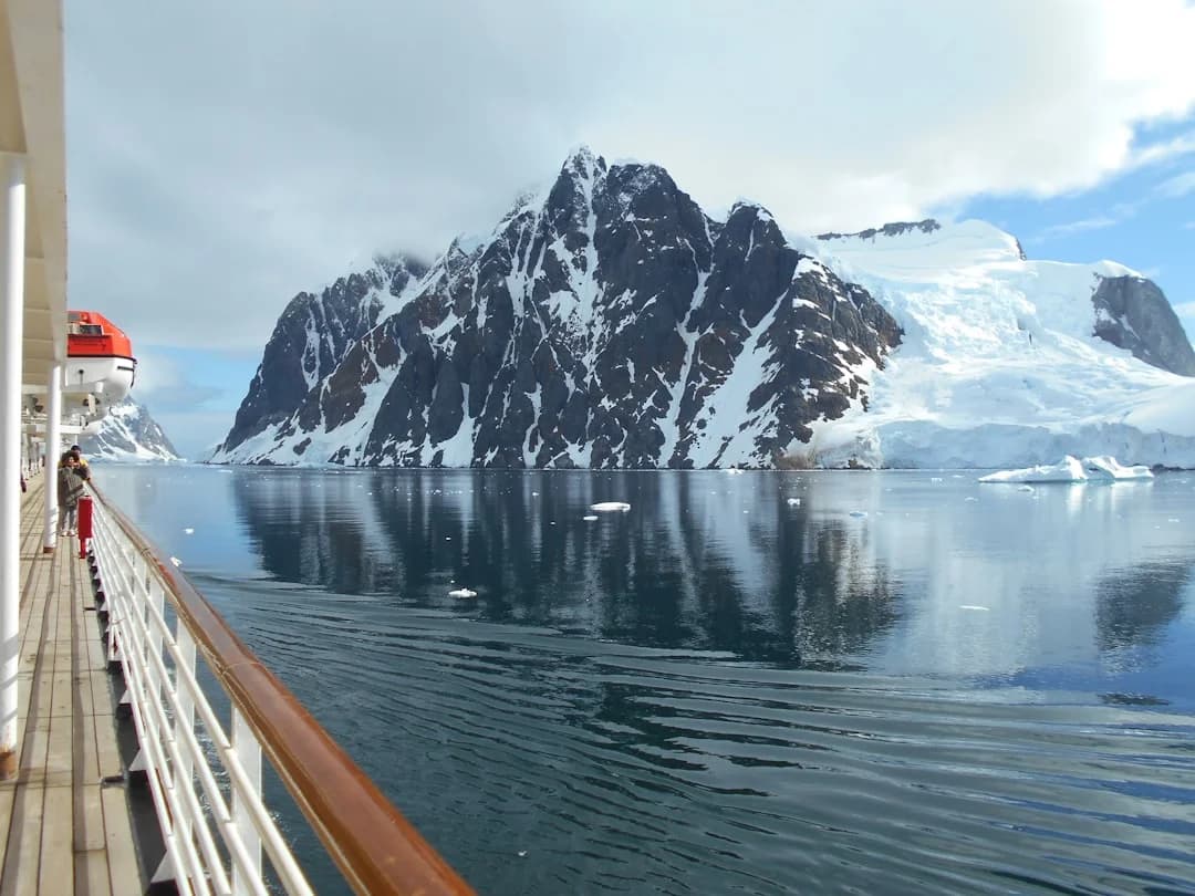 Sailing from Ushuaia to Antarctica: The Drake Passage Guide