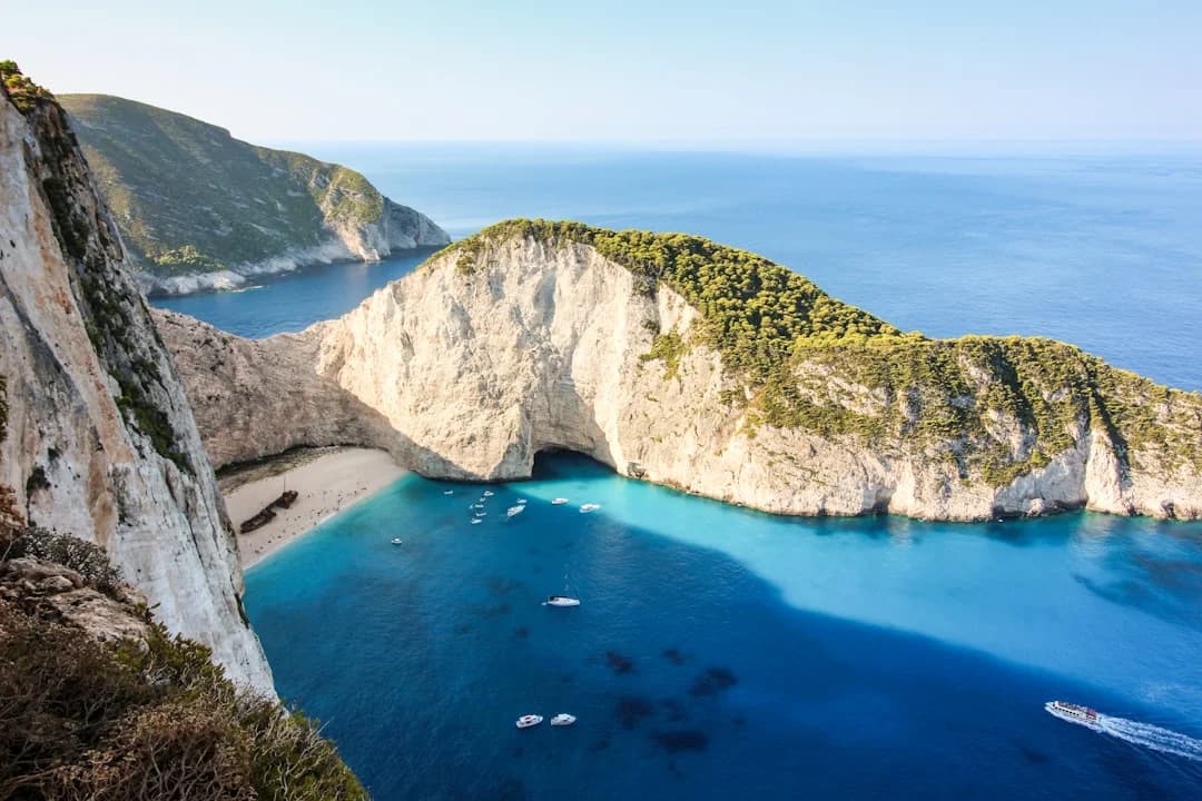 Sailing Greece Itinerary: Cyclades & Saronic (7–14d)