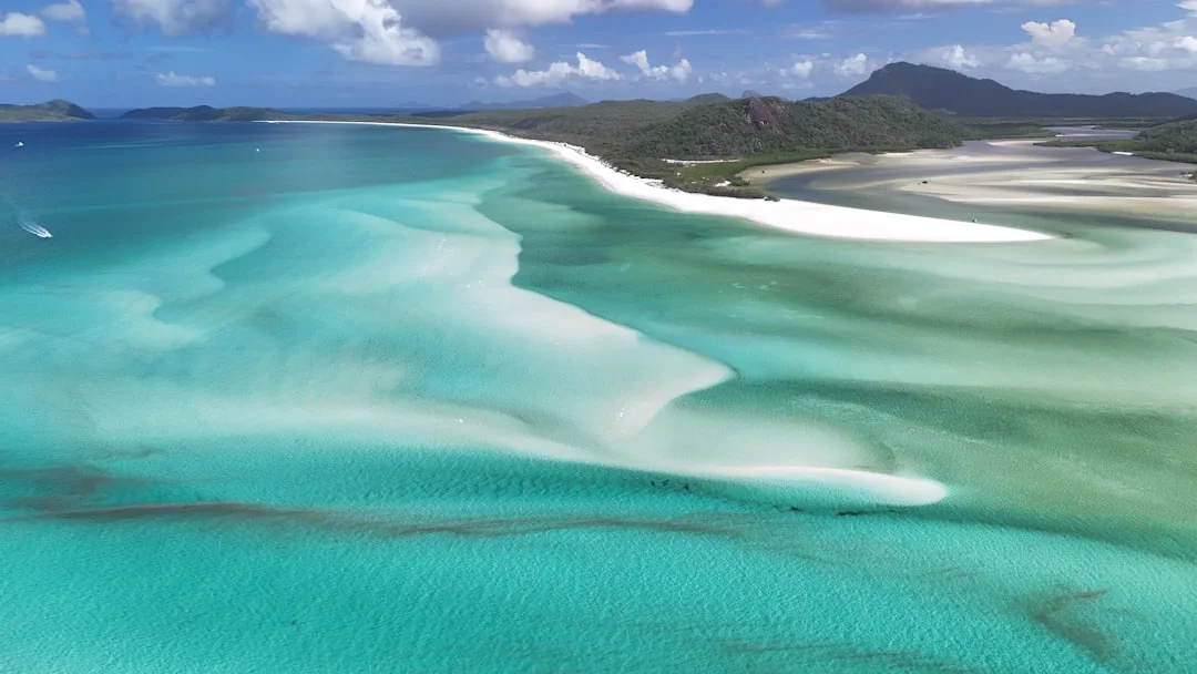 Hill Inlet swirling tide patterns at Whitehaven Beach Whitsundays
