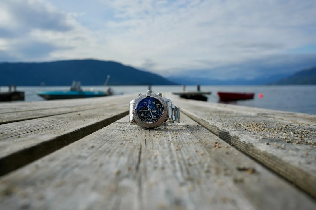 Watch display in sunlight showing large regatta countdown digits